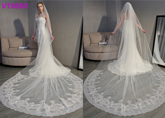 長く柔らかいレースのアイボリーの結婚式のベールによって/3Dはエッジングのイスラム教の花嫁のベールが5メートル開花します